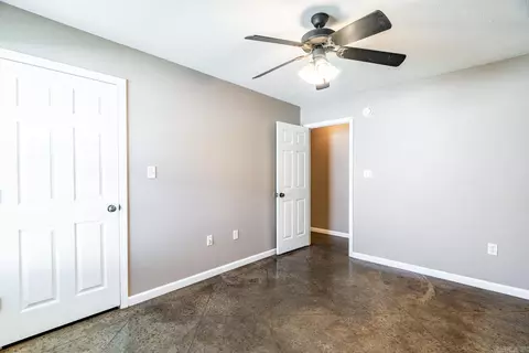 Bedroom - 2125-2235 Rosemary, Conway, AR 72034 photo 4 of 6