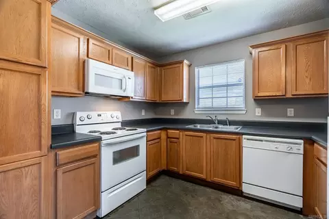 Kitchen - 2125-2235 Rosemary, Conway, AR 72034 photo 1 of 2