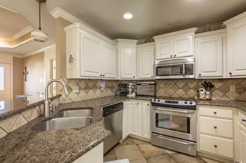 Kitchen - 109 Tamarack Ct, Beebe, AR 72012 photo 1 of 3