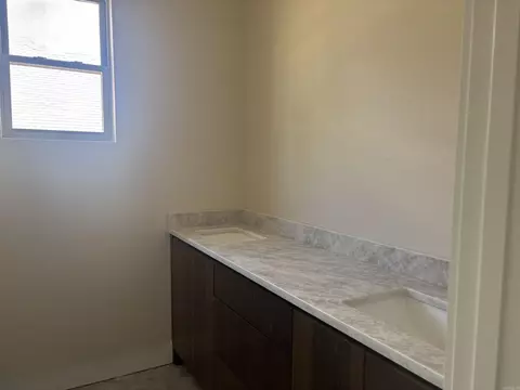 Bath - 115 Red Wing Way, Haskell, AR 72015 photo 1 of 2
