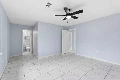 Bedroom - 207 Fairway Dr, Conway, AR 72034 photo 1 of 3
