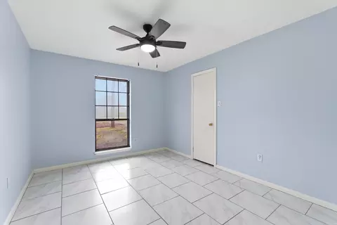 Bedroom - 207 Fairway Dr, Conway, AR 72034 photo 2 of 3