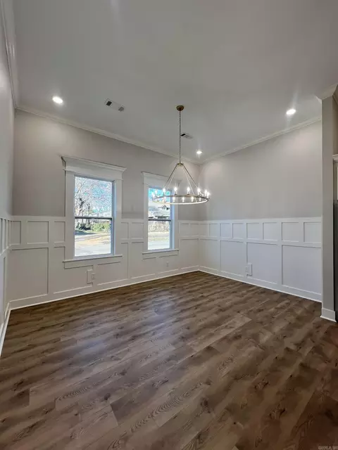 307 E Center Ave, Searcy, AR 72143 photo 6