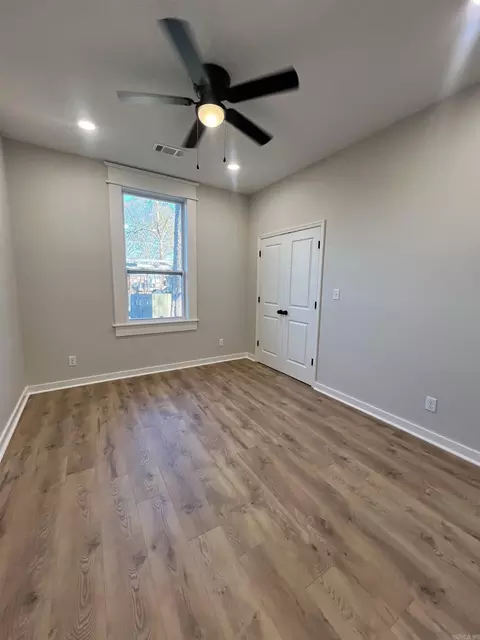 307 E Center Ave, Searcy, AR 72143 photo 24