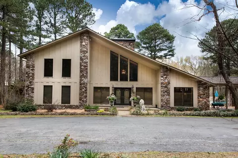 572 Cherrywood Dr, Cabot, AR 72023