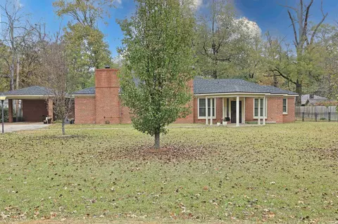 1605 W 35th Ave, Pine Bluff, AR 71603