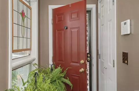 Entry Way - 1605 W 35th Ave, Pine Bluff, AR 71603 photo 1 of 2