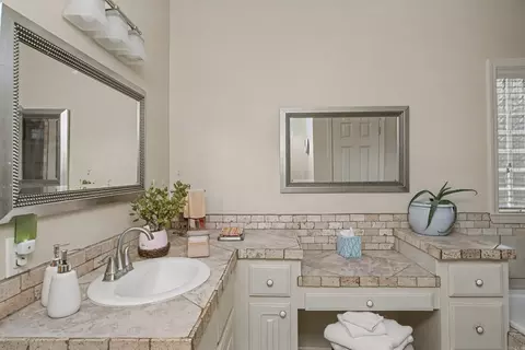 Bath - 1605 W 35th Ave, Pine Bluff, AR 71603 photo 4 of 4