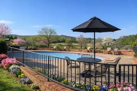 575 Belvedere Dr #6, Hot Springs, AR 71901