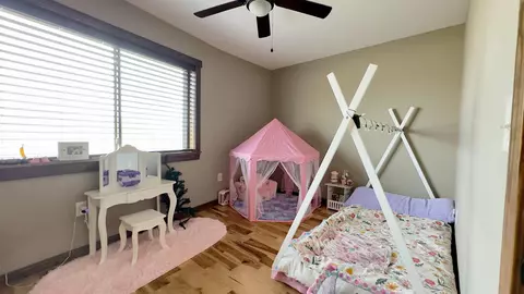 Bedroom - 95 Firethorne Ln, Melbourne, AR 72556 photo 3 of 4