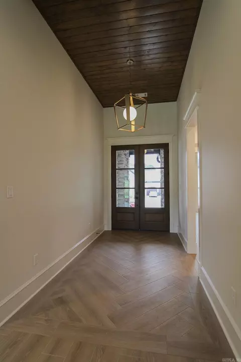 Entry Way - 1635 Dolphin Dr, Conway, AR 72034 photo 1 of 1