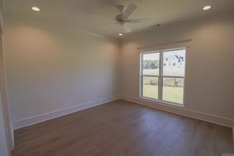 Bedroom - 1635 Dolphin Dr, Conway, AR 72034 photo 4 of 6