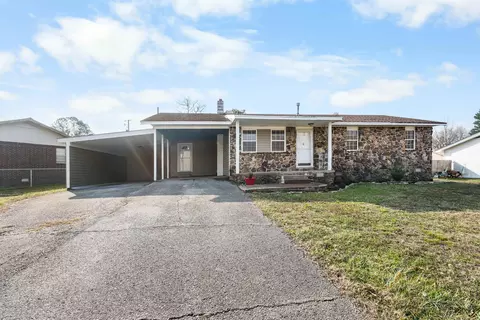 102 Capri Dr, Melbourne, AR 72556