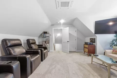 Entry Way - 877 Belle Grove Loop, Benton, AR 72019 photo 4 of 5
