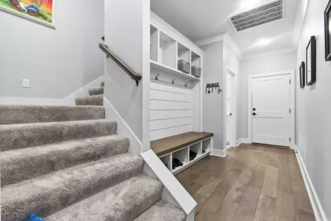 Entry Way - 877 Belle Grove Loop, Benton, AR 72019 photo 5 of 5