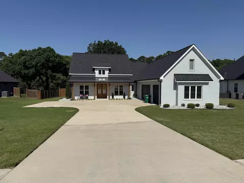 877 Belle Grove Loop, Benton, AR 72019