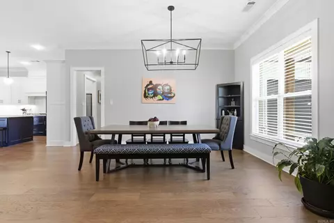 Dining - 877 Belle Grove Loop, Benton, AR 72019 photo 1 of 3