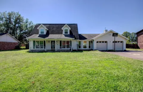1909 Madden, Jacksonville, AR 72076