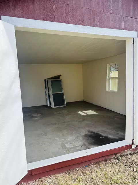 404 Mchenry St, Malvern, AR 72104 photo 9