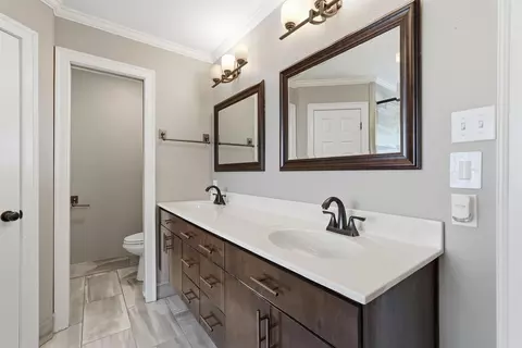 Bath - 2960 Craighead Cir, Conway, AR 72034 photo 5 of 7