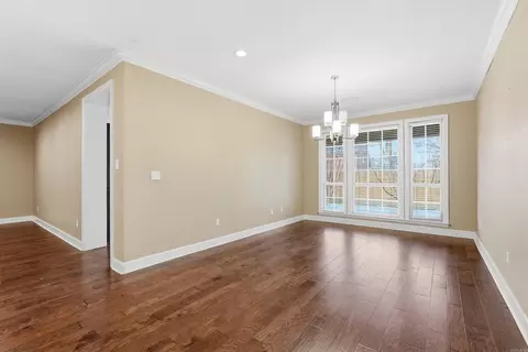 Living - 2960 Craighead Cir, Conway, AR 72034 photo 10 of 11