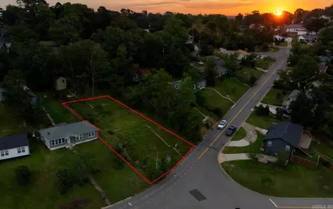 6924 Skywood Rd, Little Rock, AR 72207