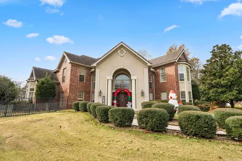 143 Blue Heron Dr, Hot Springs National Park, AR 71901