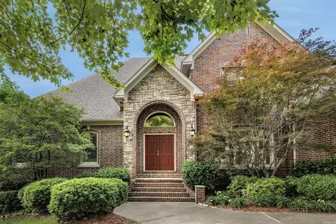 6 Frecourt Ln, Little Rock, AR 72223
