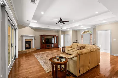 Living - 21619 Twin Bluff Loop, Roland, AR 72135 photo 4 of 4