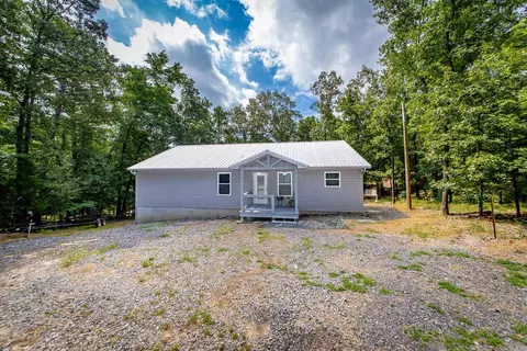 277 Highland Dr, Tumbling Shoals, AR 72581