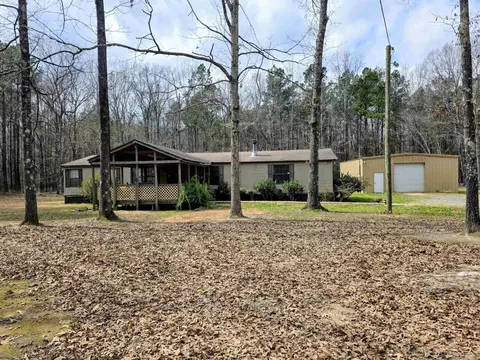 7610 Hyla Dr, Pine Bluff, AR 71603