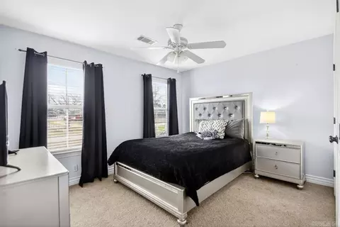 Bedroom - 22211 N Kaufman Rd, Hensley, AR 72065 photo 4 of 6