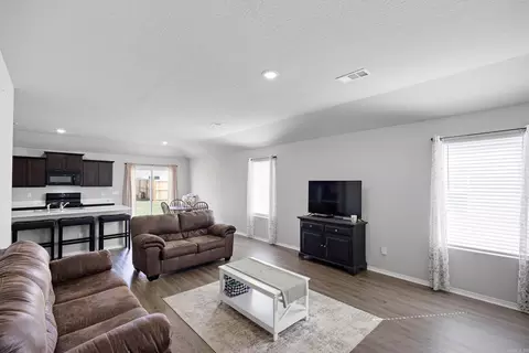 8 Candlelight Dr, Conway, AR 72032 photo 5