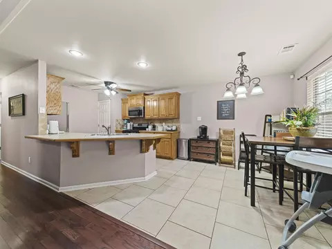 Kitchen - 1815 Milburn Dr, Benton, AR 72015 photo 4 of 4