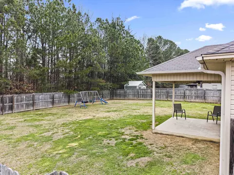 Exterior - 1815 Milburn Dr, Benton, AR 72015 photo 4 of 8