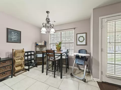 Dining - 1815 Milburn Dr, Benton, AR 72015 photo 1 of 1