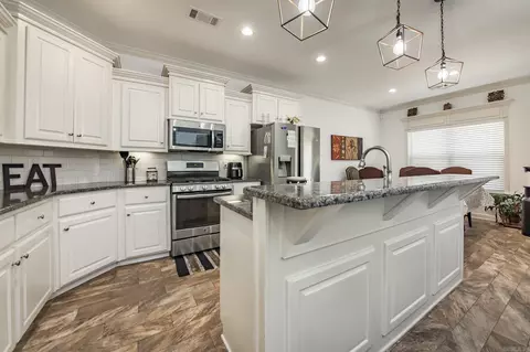 Kitchen - 761 Mango Loop, Austin, AR 72007 photo 1 of 5