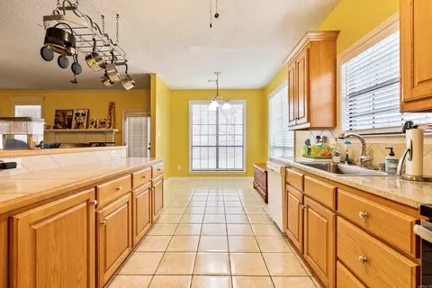 98 Westfield Loop, Little Rock, AR 72210 photo 15