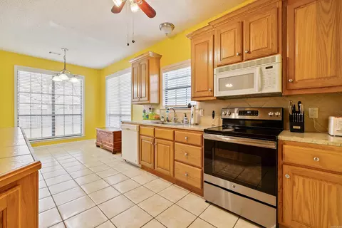 98 Westfield Loop, Little Rock, AR 72210 photo 16