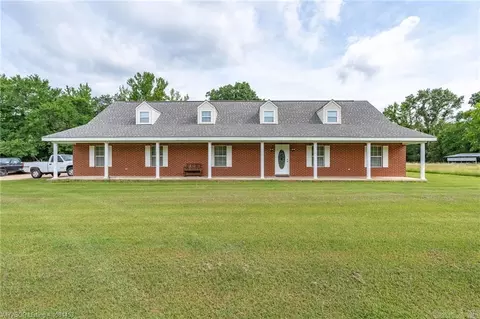 18558 E Highway 28, Parks, AR 72950