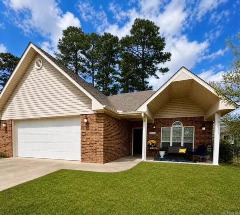 2612 Evonshire Dr, Arkadelphia, AR 71923
