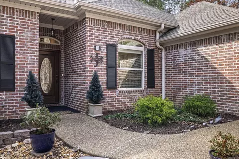 33 Illescas Way, Hot Springs Village, AR 71909