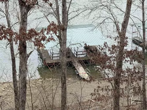 300 Canyon, Greers Ferry, AR 72067