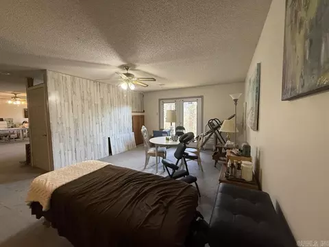 Bedroom - 3960 Hwy 5, Benton, AR 72019 photo 5 of 7