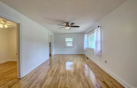 Living - 721 Fairview St, Conway, AR 72034 photo 3 of 6