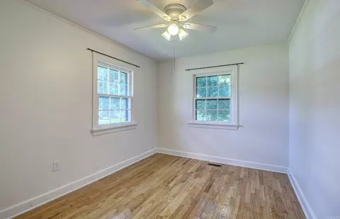 Bedroom - 721 Fairview St, Conway, AR 72034 photo 7 of 11