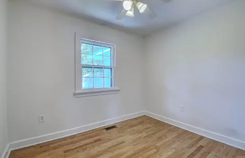 Bedroom - 721 Fairview St, Conway, AR 72034 photo 11 of 11