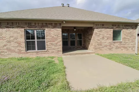 Exterior - 3020 Cloudberry Dr, Conway, AR 72032 photo 3 of 4