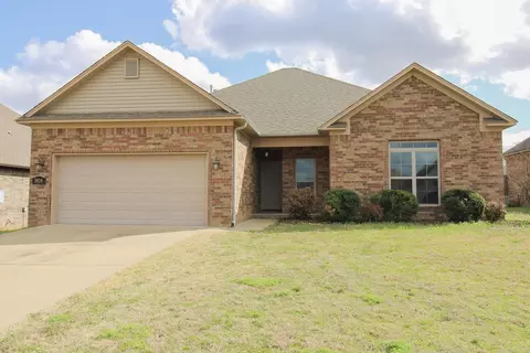 3020 Cloudberry Dr, Conway, AR 72032