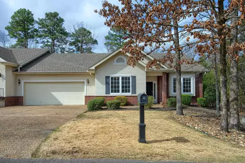 2 Risco Ln, Hot Springs Village, AR 71909